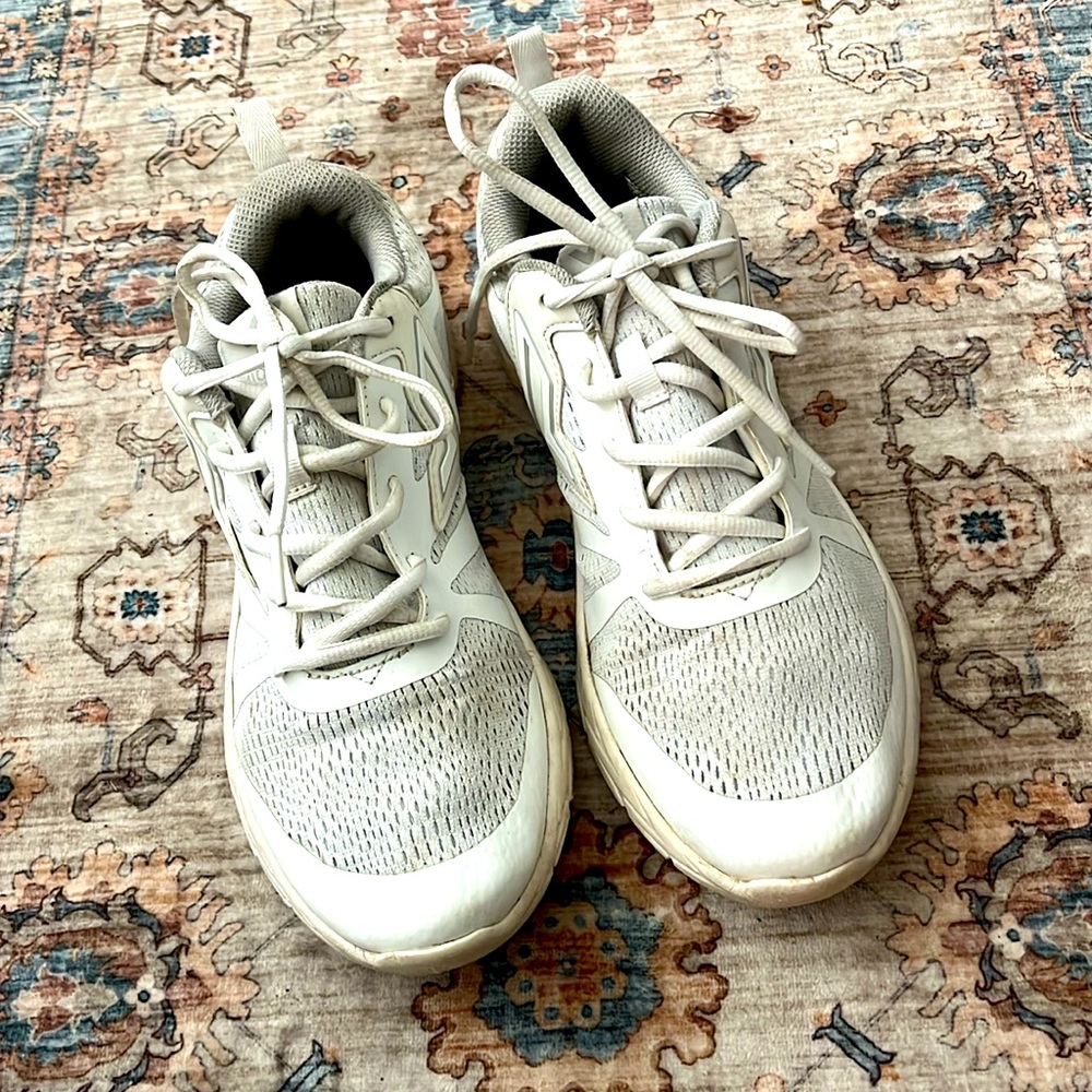 Vionic walking shoes